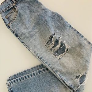High waisted Distressed light wash jeans size 4